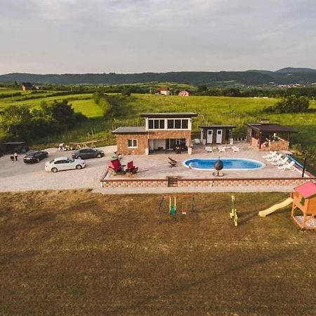 Villa Vanesa บีฮัช ภายนอก รูปภาพ