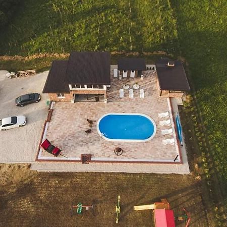 Villa Vanesa บีฮัช ภายนอก รูปภาพ