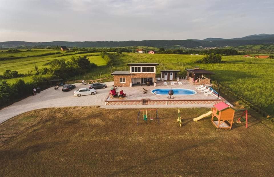 Villa Vanesa บีฮัช ภายนอก รูปภาพ