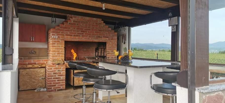 Villa Vanesa บีฮัช ภายนอก รูปภาพ