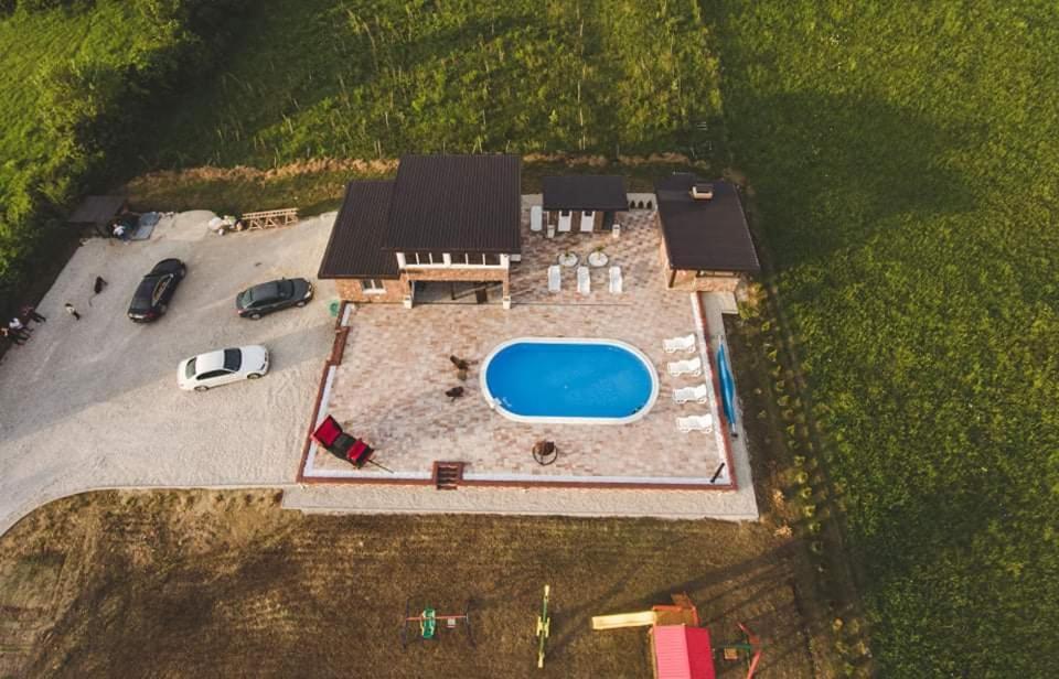 Villa Vanesa บีฮัช ภายนอก รูปภาพ